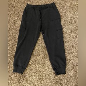 Victoria secret Pink, cargo sweatpants, size L, NO smoke / smells/ pets